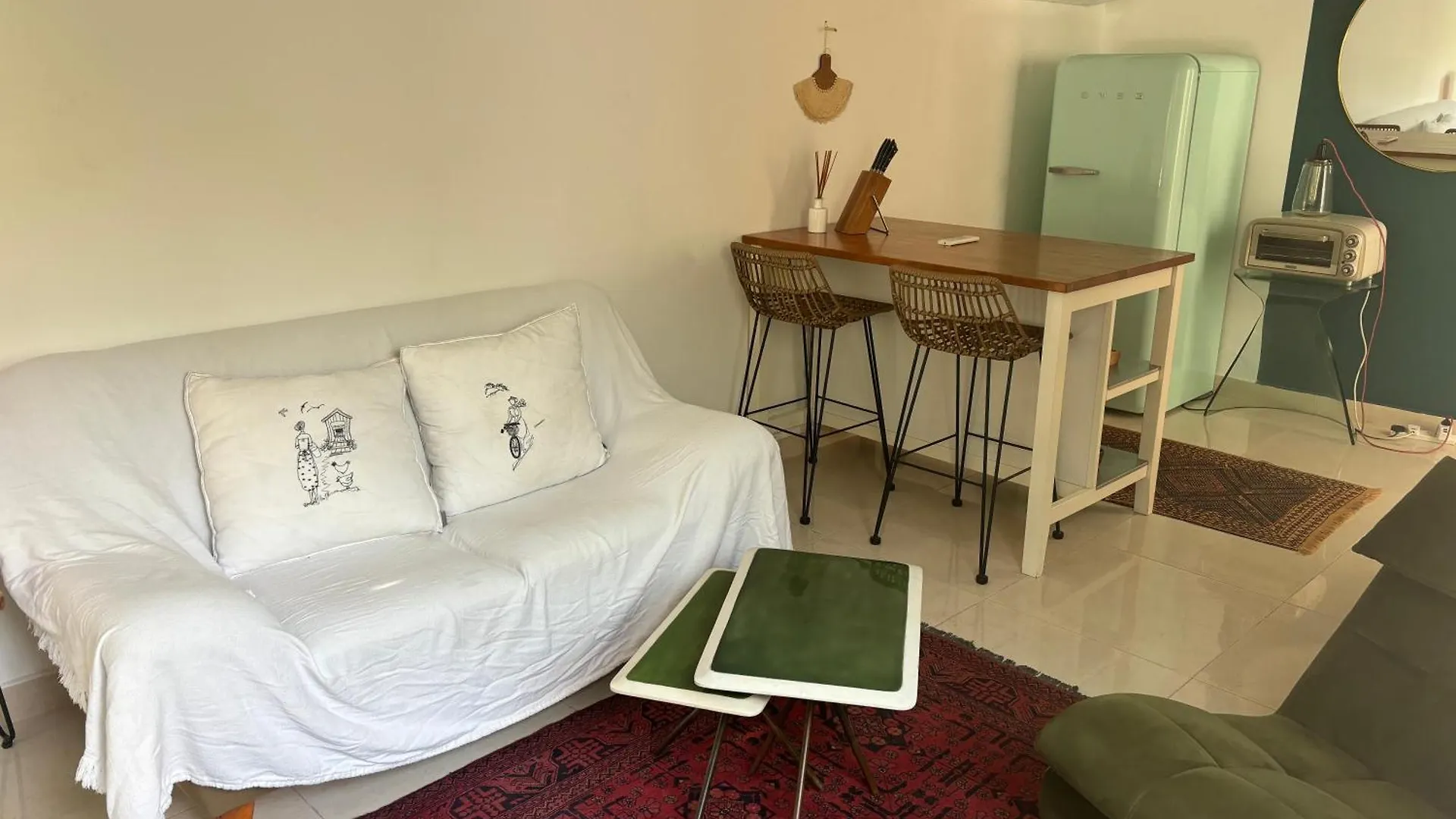 Private Cottage With Bbq Area 5 Min Walk To Beach! Dubái Сasa de vacaciones